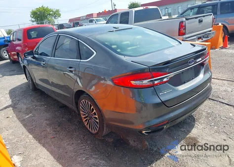 2017 Ford Fusion Titanium z USA, uszkodzony, nr VIN 3FA6P0K92HR114424
